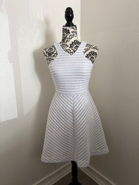 Lilly Pulitzer Megyn Crochet Stripe Knit Lace Dress Size XS